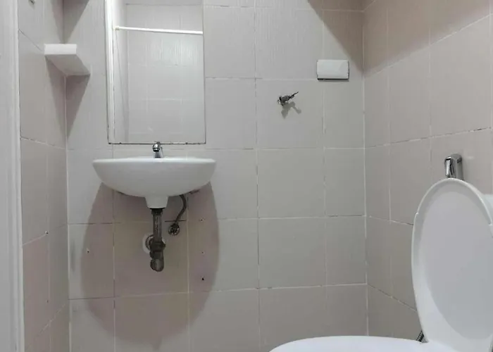 Spacious 1-bedroom In Quezon With Private Pool * Manila