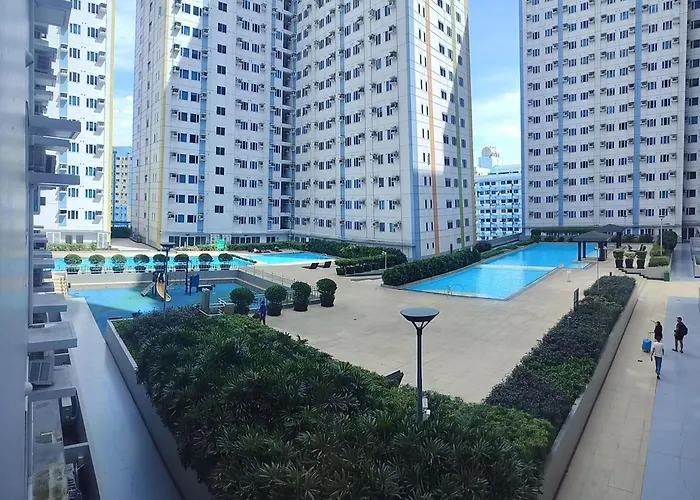 Spacious 1-bedroom In Quezon With Private Pool Holiday home Manila
