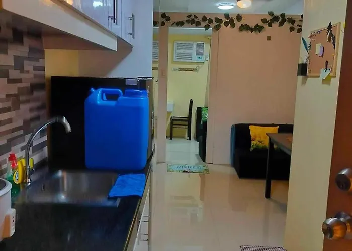Spacious 1-bedroom In Quezon With Private Pool *