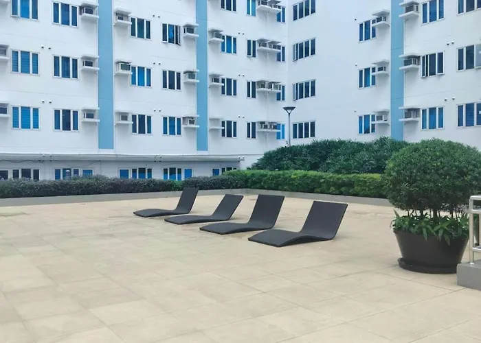 Spacious 1-bedroom In Quezon With Private Pool Holiday home Manila