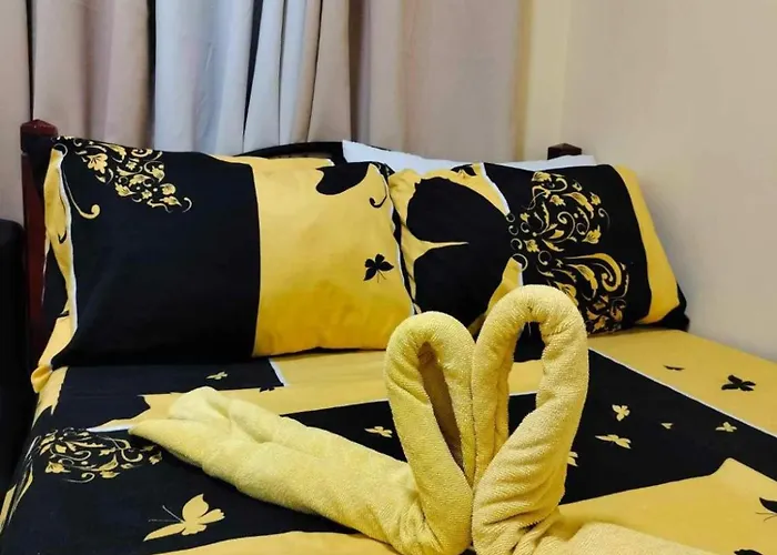 Spacious 1-bedroom In Quezon With Private Pool